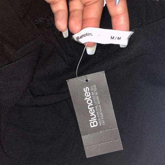 Wide- Leg pants - Picture 2 of 3